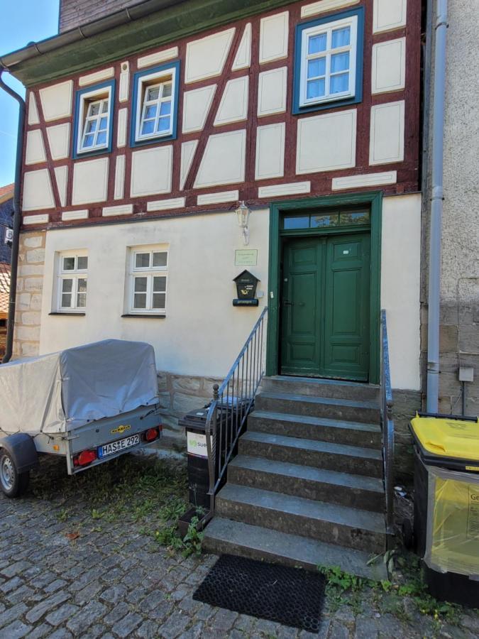 Ferienwohnung Leon Heldburg Екстер'єр фото