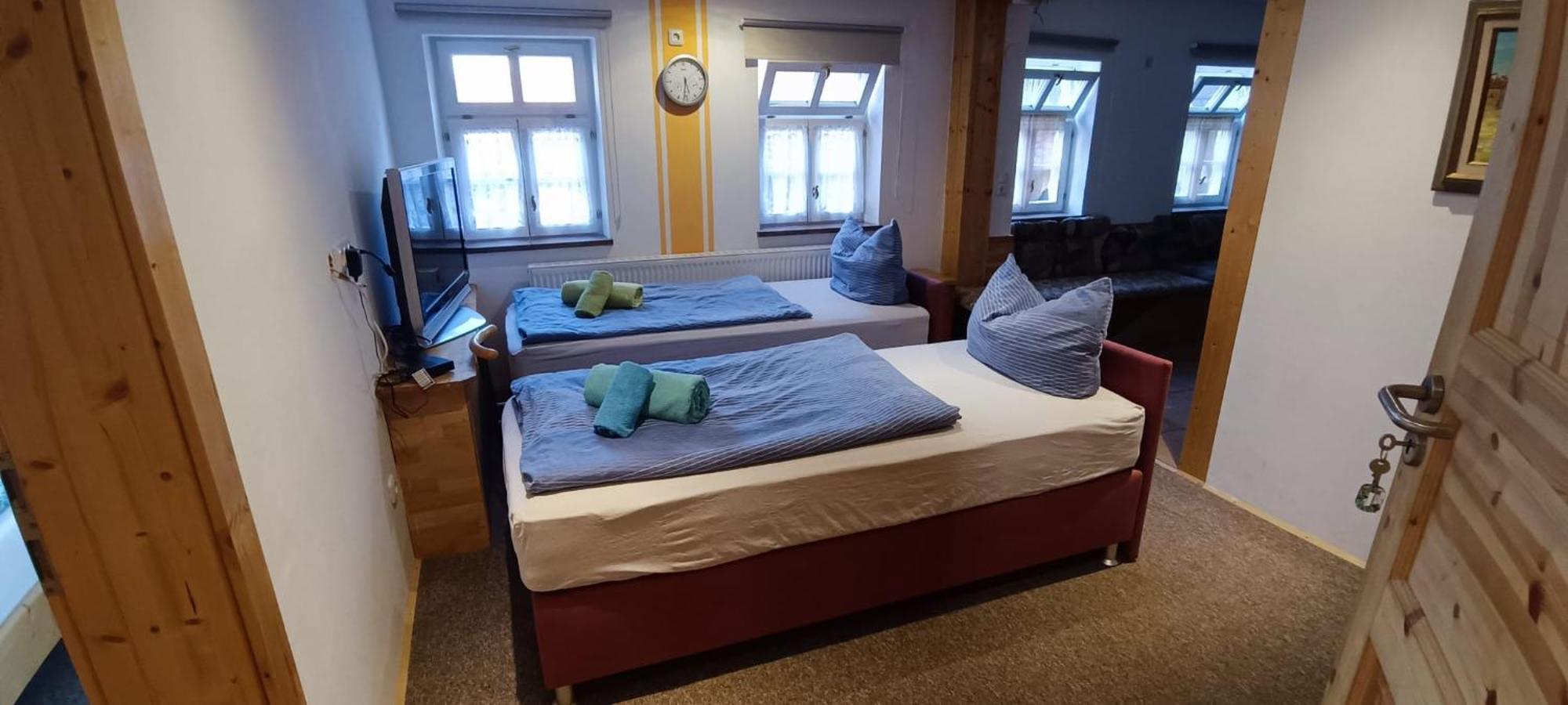 Ferienwohnung Leon Heldburg Екстер'єр фото